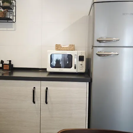 El Tanguillo Little *