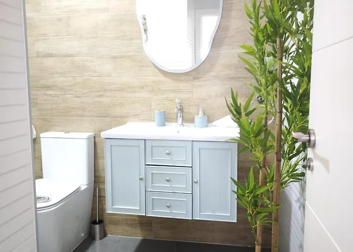 Apartment El Tanguillo Little *